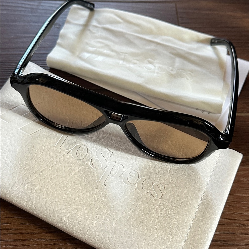 Le Specs Drizzle Black Light Brown Mono Sunglasses - Picture 10 of 12